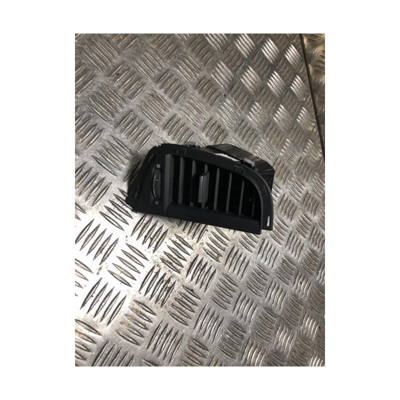 Aerateur tableau de bord RENAULT MEGANE 4 PHASE 1 d’occasion