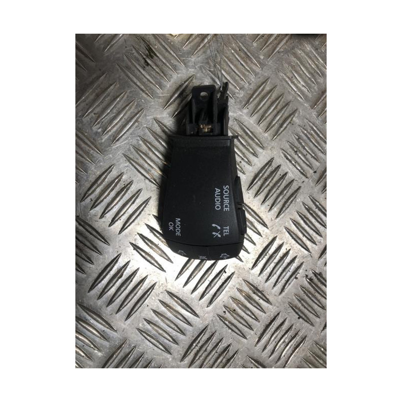 Commande autoradio DACIA DUSTER 2 PHASE 1 d’occasion