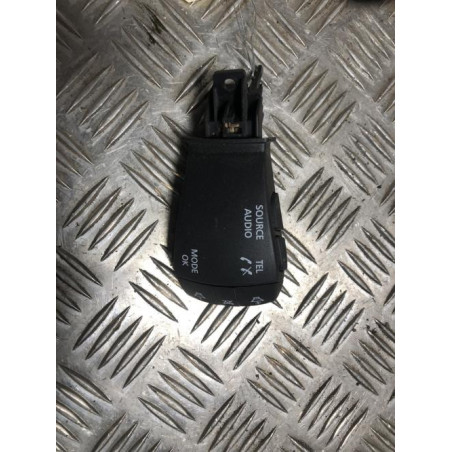 Commande autoradio DACIA DUSTER 2 PHASE 1 d’occasion