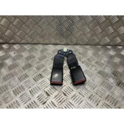 Attache ceinture arriere droit DACIA SANDERO 2 PHASE 1 d’occasion