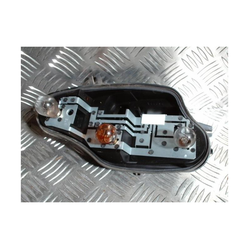 Platine feu arriere droit CITROEN C3 2 PHASE 1 d’occasion