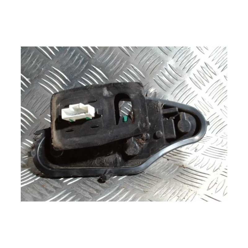 Platine feu arriere droit CITROEN C3 2 PHASE 1 d’occasion