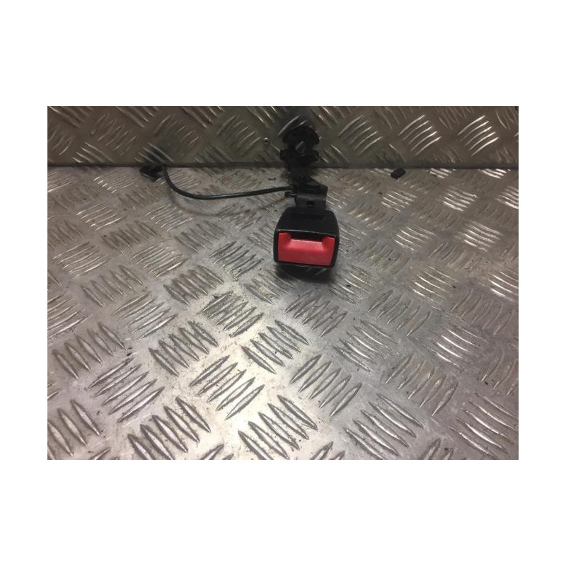 Attache ceinture arriere droit AUDI A1 1 PHASE 1 d’occasion
