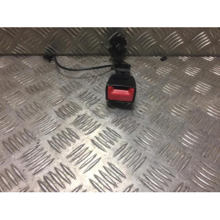 Attache ceinture arriere droit AUDI A1 1 PHASE 1 d’occasion