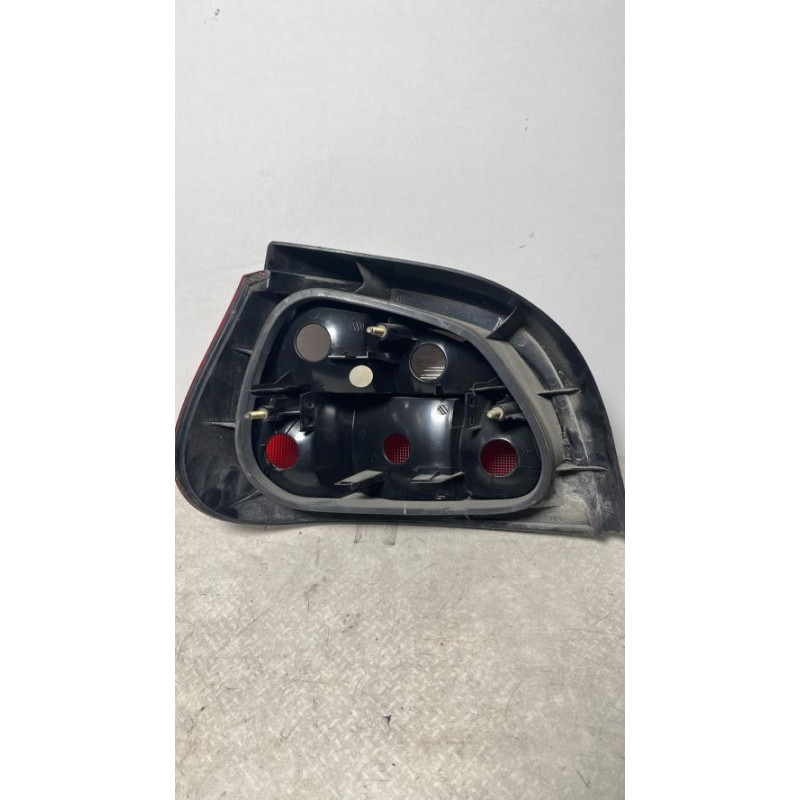 Feu arriere principal droit (feux) RENAULT MEGANE 1 PHASE 2 d’occasion