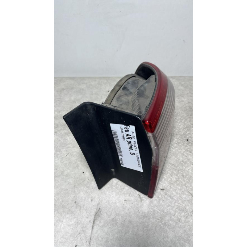 Feu arriere principal droit (feux) RENAULT LAGUNA 2 PHASE 1 d’occasion