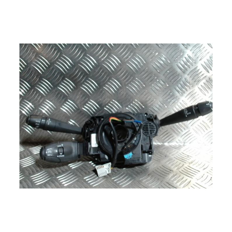 Com (Bloc Contacteur Tournant+Commodo Essuie Glace+Commodo Phare) PEUGEOT EXPERT 3 PHASE 1 d’occasion