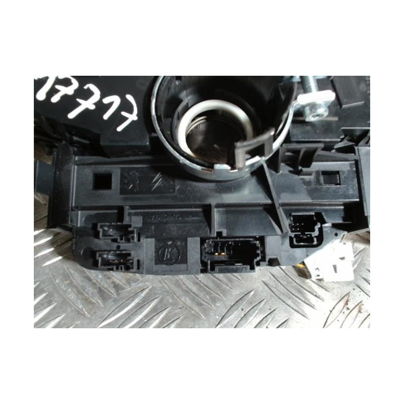 Com (Bloc Contacteur Tournant+Commodo Essuie Glace+Commodo Phare) PEUGEOT EXPERT 3 PHASE 1 d’occasion
