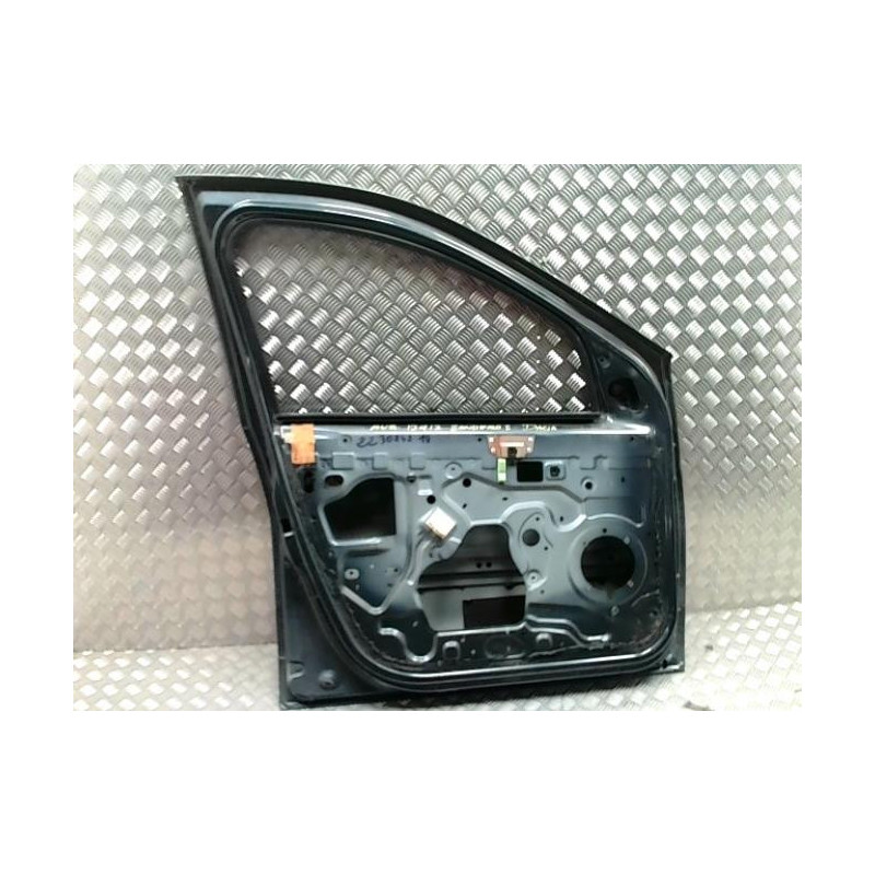 Porte avant gauche DACIA SANDERO 1 d’occasion