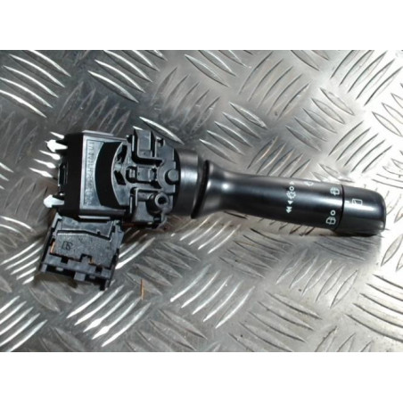 Commodo d'essuie glaces TOYOTA YARIS 2 PHASE 2 d’occasion