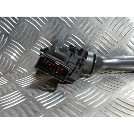 Commodo d'essuie glaces TOYOTA YARIS 2 PHASE 2 d’occasion