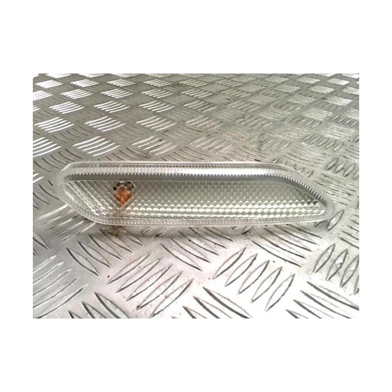 Repetiteur clignotant avant gauche (Feux) MINI MINI 2 R60 COUNTRYMAN BREAK d’occasion
