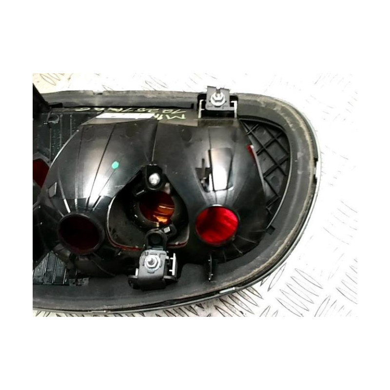 Feu arriere principal gauche (feux) MINI MINI 2 R60 COUNTRYMAN BREAK d’occasion