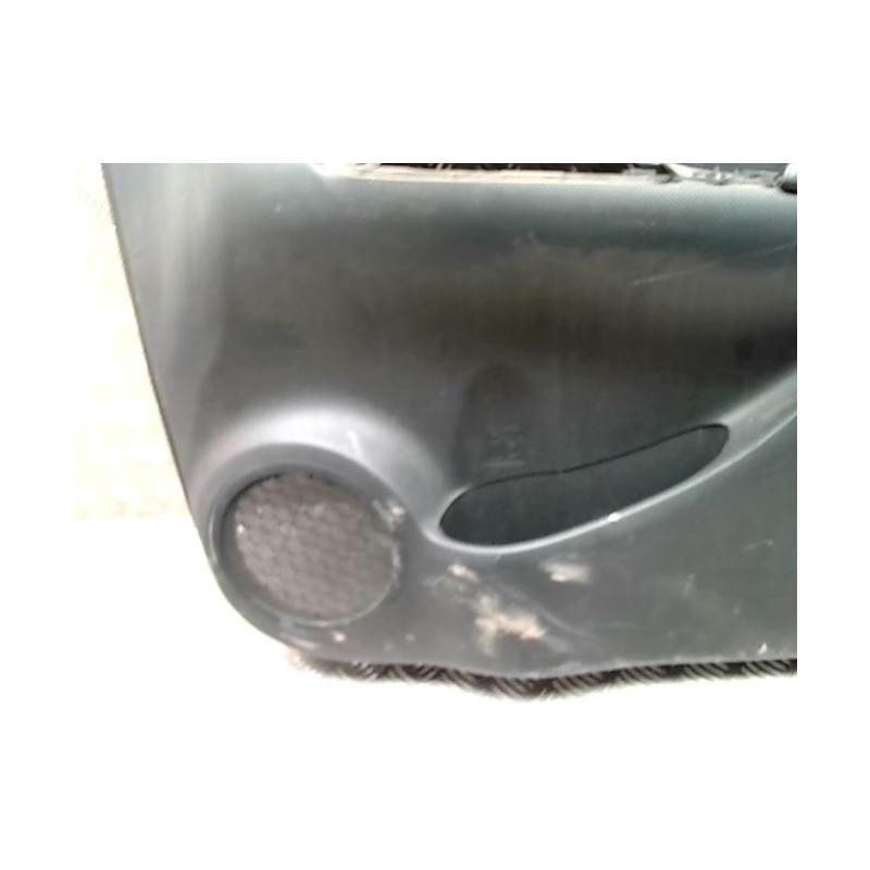 Panneau de porte avant droit TOYOTA URBAN CRUISER d’occasion