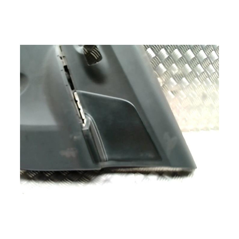 Panneau de porte arriere droit TOYOTA URBAN CRUISER d’occasion