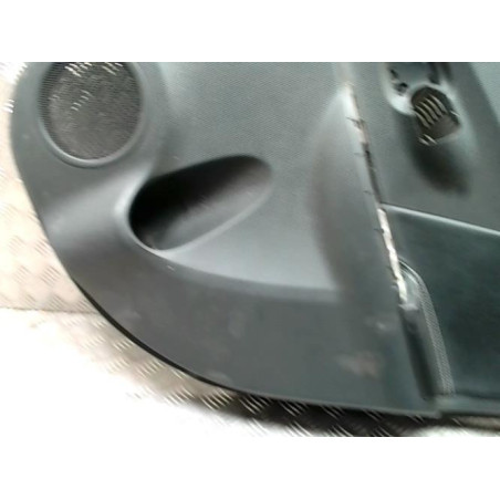 Panneau de porte arriere droit TOYOTA URBAN CRUISER d’occasion