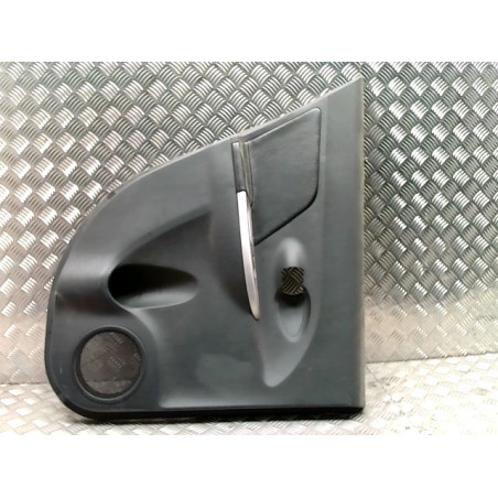 Panneau de porte arriere gauche TOYOTA URBAN CRUISER d’occasion