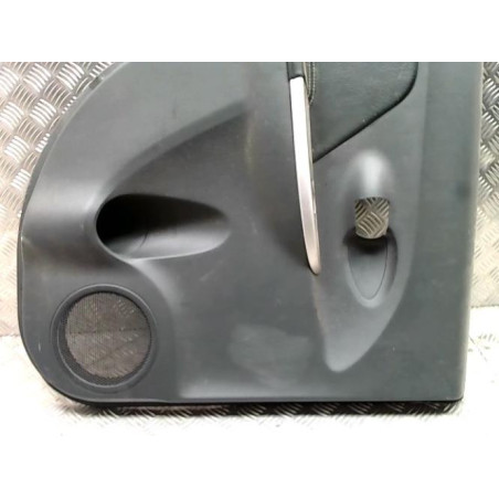 Panneau de porte arriere gauche TOYOTA URBAN CRUISER d’occasion