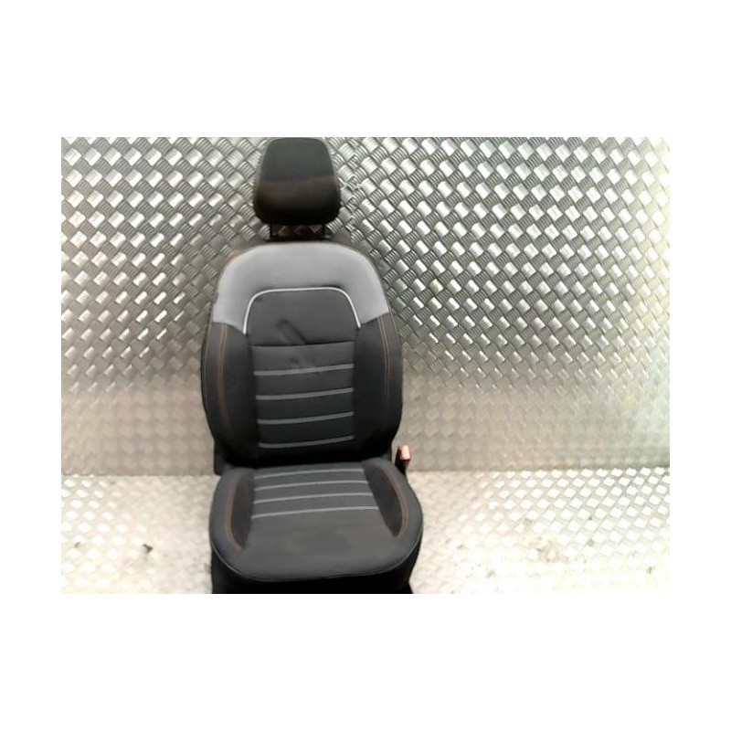Siege avant droit DACIA SANDERO 3 STEPWAY d’occasion