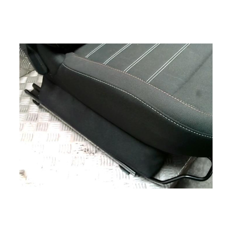 Siege avant droit DACIA SANDERO 3 STEPWAY d’occasion
