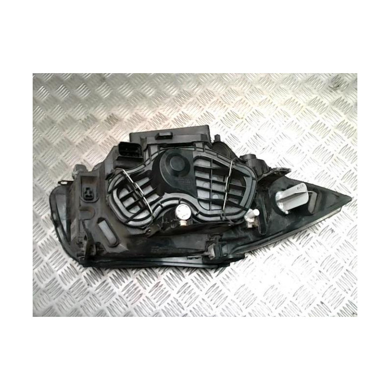 Optique avant principal gauche (feux)(phare) BMW SERIE 1 E87 PHASE 1 d’occasion