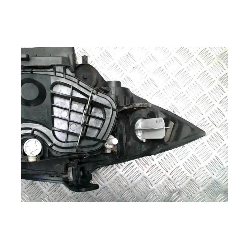 Optique avant principal gauche (feux)(phare) BMW SERIE 1 E87 PHASE 1 d’occasion