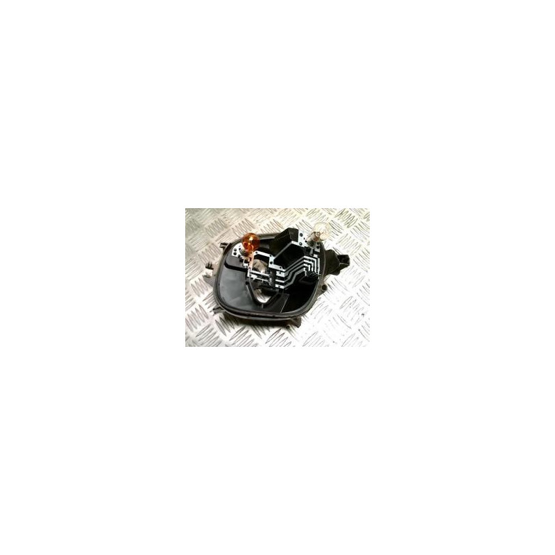 Platine feu arriere droit PEUGEOT 208 1 PHASE 2 d’occasion