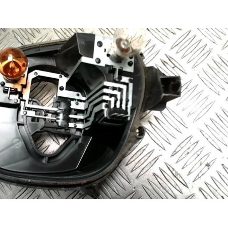 Platine feu arriere droit PEUGEOT 208 1 PHASE 2 d’occasion