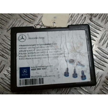 Boulons antivol roue MERCEDES CLASSE A 176 PHASE 2 d’occasion