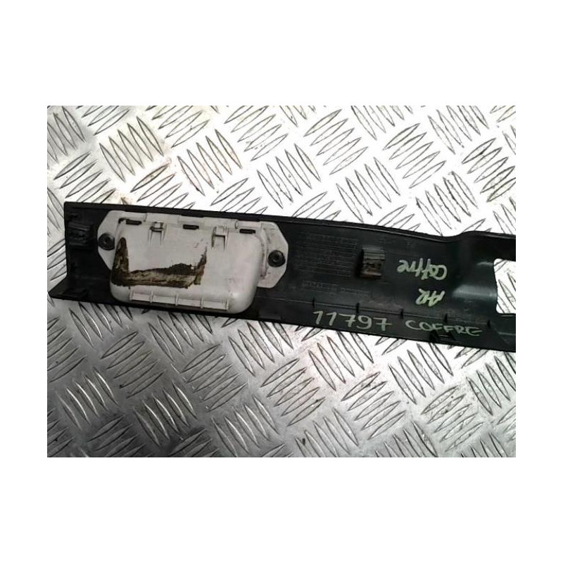Cache serrure MERCEDES CLASSE B 245 PHASE 1 d’occasion