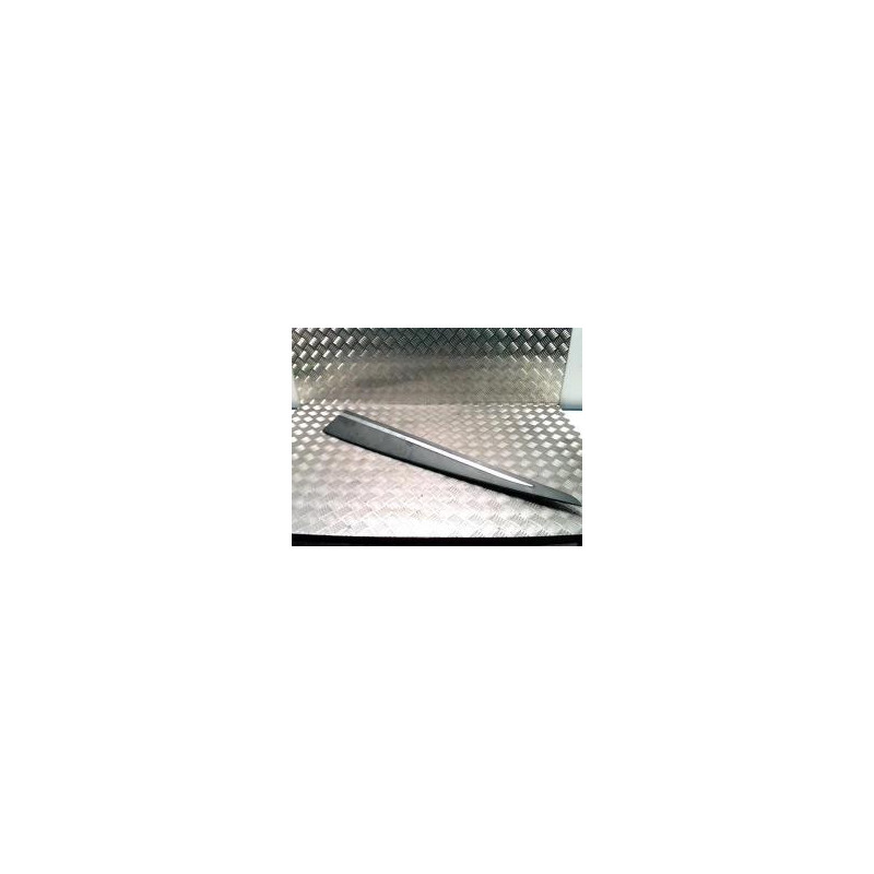 Baguette de porte avant gauche RENAULT CLIO 4 PHASE 1 d’occasion