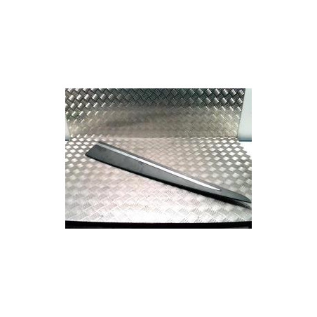 Baguette de porte avant gauche RENAULT CLIO 4 PHASE 1 d’occasion