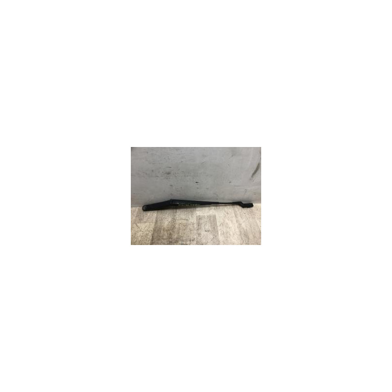 Bras essuie glace avant gauche VOLKSWAGEN POLO 6 PHASE 1 d’occasion