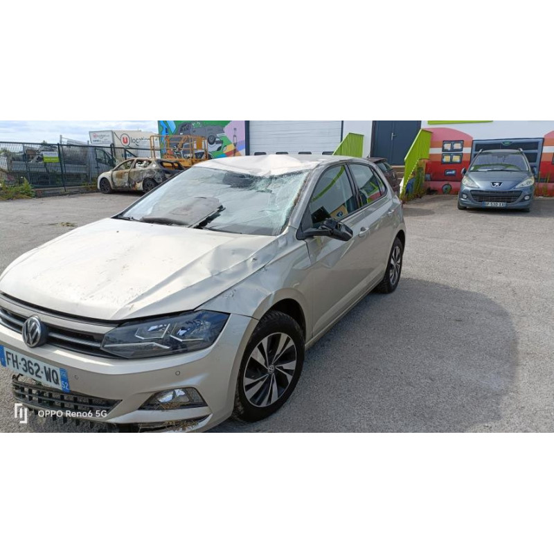 Bras essuie glace avant gauche VOLKSWAGEN POLO 6 PHASE 1 d’occasion