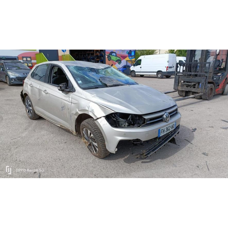 Bras essuie glace avant gauche VOLKSWAGEN POLO 6 PHASE 1 d’occasion