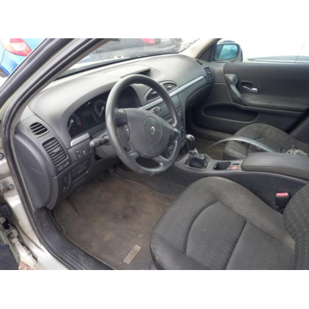 Feu arriere principal gauche (feux) RENAULT LAGUNA 2 PHASE 2 d’occasion