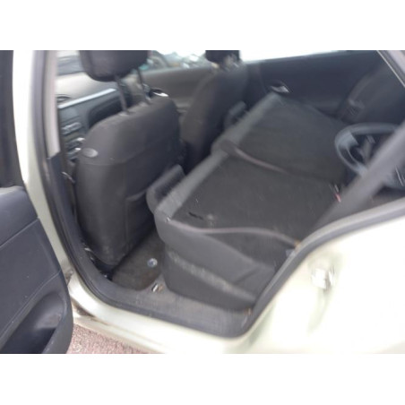 Feu arriere principal gauche (feux) RENAULT LAGUNA 2 PHASE 2 d’occasion