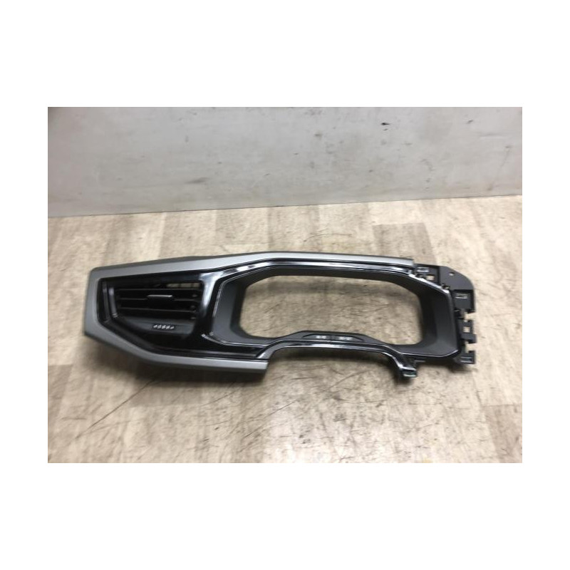 Aerateur tableau de bord avant gauche VOLKSWAGEN POLO 6 PHASE 1 d’occasion