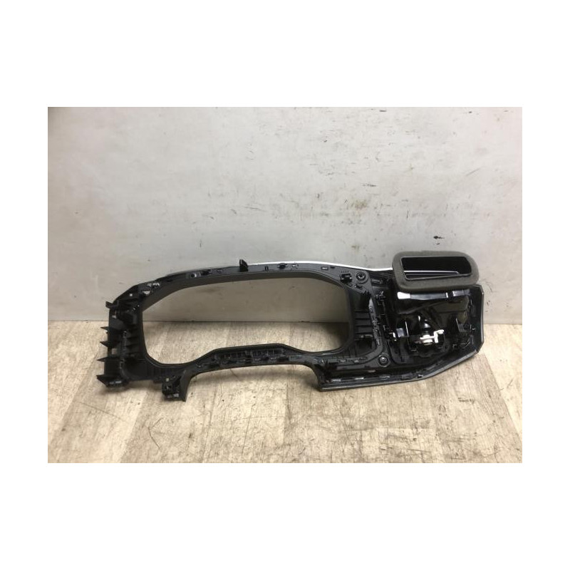Aerateur tableau de bord avant gauche VOLKSWAGEN POLO 6 PHASE 1 d’occasion