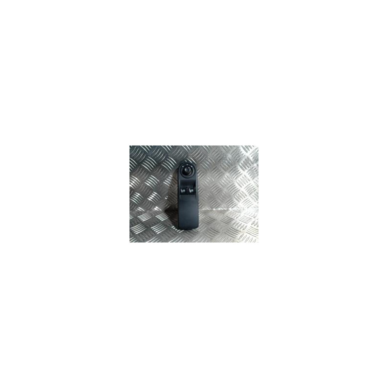 Interrupteur de leve vitre avant gauche RENAULT CLIO 4 PHASE 1 d’occasion