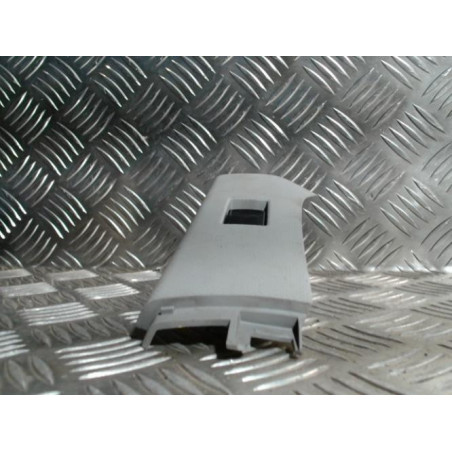 Interrupteur de leve vitre avant droit TOYOTA YARIS 2 PHASE 2 d’occasion