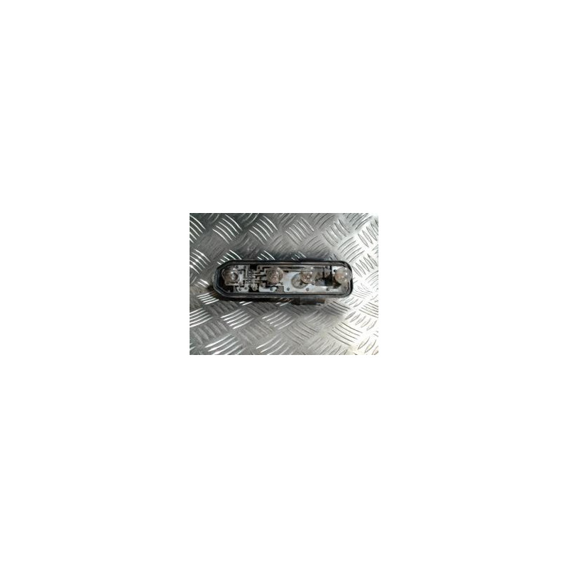Platine feu arriere droit RENAULT CLIO 2 PHASE 1 d’occasion