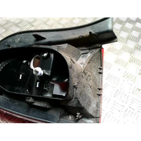 Feu arriere principal droit (feux) RENAULT TWINGO 2 PHASE 2 d’occasion