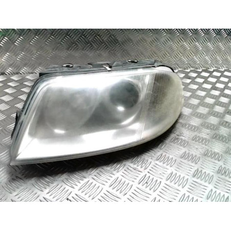 Optique avant principal gauche (feux)(phare) VOLKSWAGEN PASSAT 4 PHASE 2 d’occasion