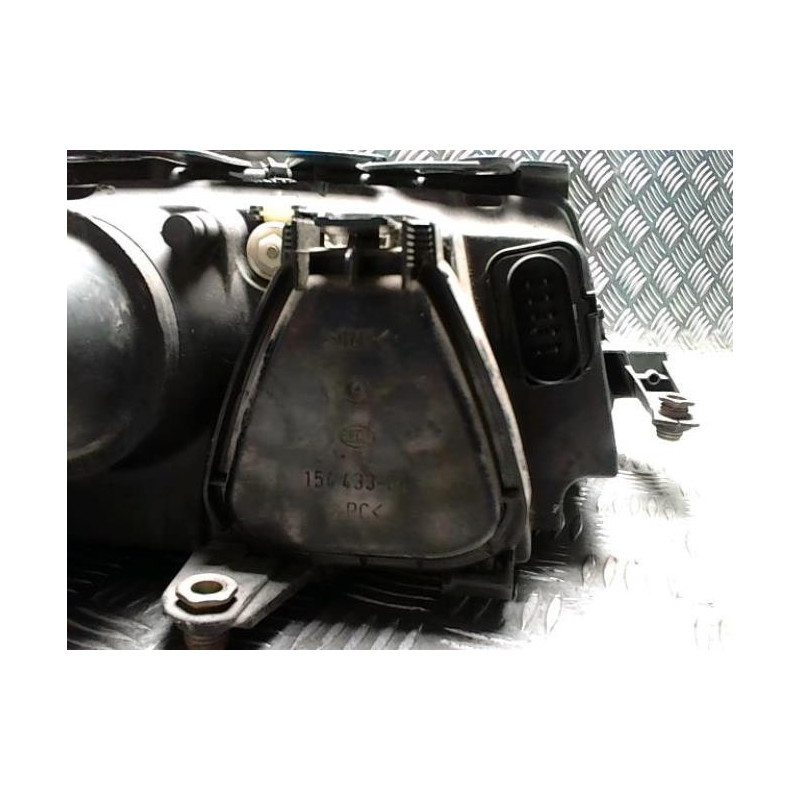 Optique avant principal gauche (feux)(phare) VOLKSWAGEN PASSAT 4 PHASE 2 d’occasion
