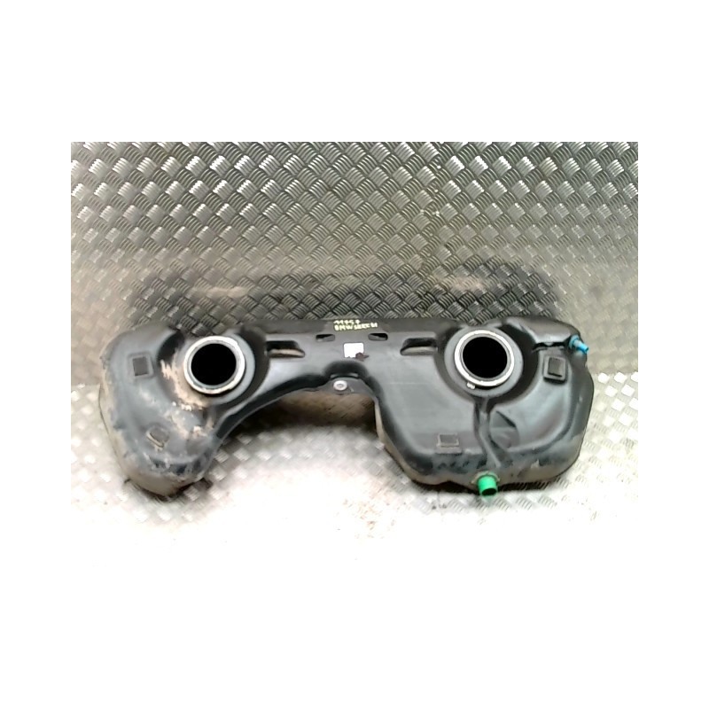 Reservoir essence BMW SERIE 1 E81 d’occasion