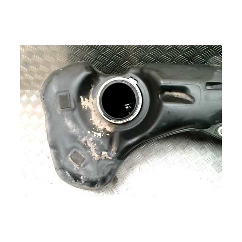 Reservoir essence BMW SERIE 1 E81 d’occasion
