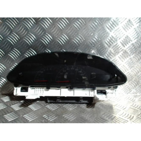 Compteur TOYOTA YARIS 2 PHASE 2 d’occasion