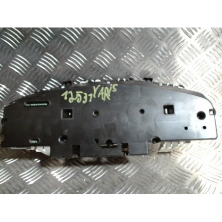 Compteur TOYOTA YARIS 2 PHASE 2 d’occasion