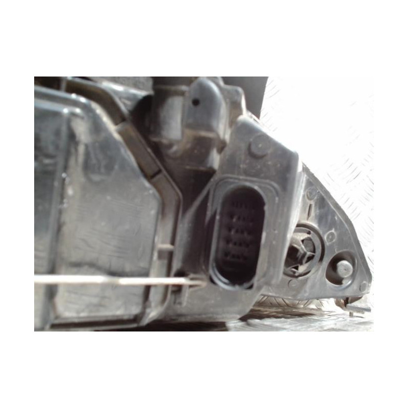 Optique avant principal gauche (feux)(phare) FORD FOCUS 1 d’occasion